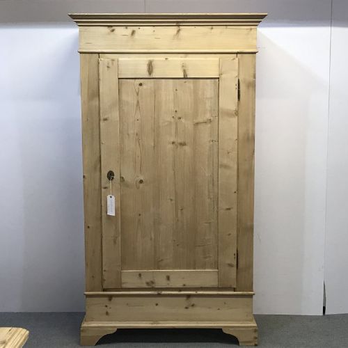 Antique Pine Single Wardrobe (Dismantles)