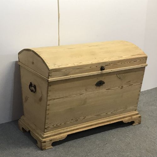 Large Antique Pine Dome Top Linen Chest C.1880