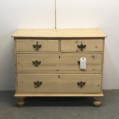 Small Edwardian English Pine Chest of Drawers