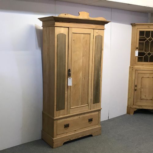 fig 1. SMALL EDWARDIAN ENGLISH PINE ARMOIRE