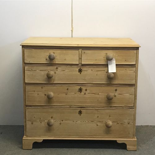 Late 1700'S Chippendale Pine Chest of Drawers