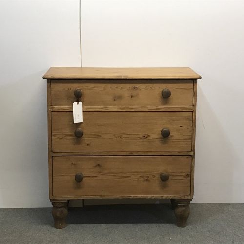 Victorian Pine Chest of Drawers