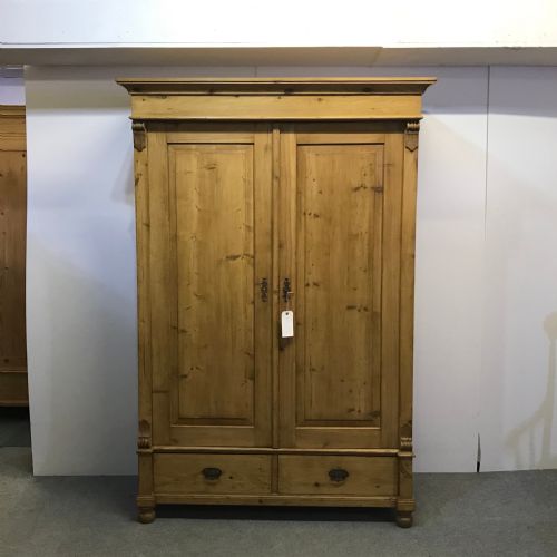 Waxed Antique Pine Double Wardrobe (Dismantles)