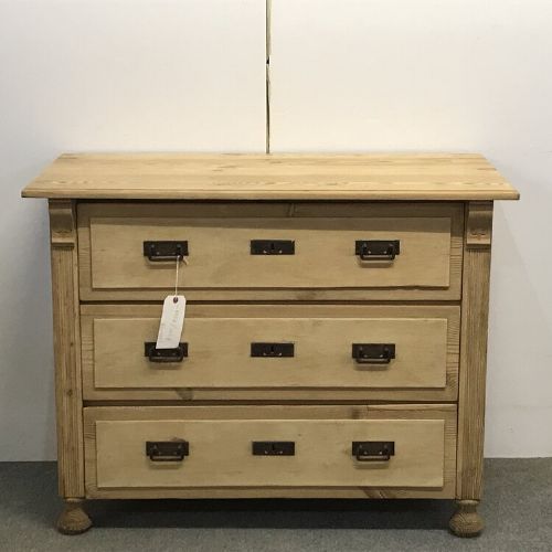3 Drawer Antique Pine Chest of Drawers