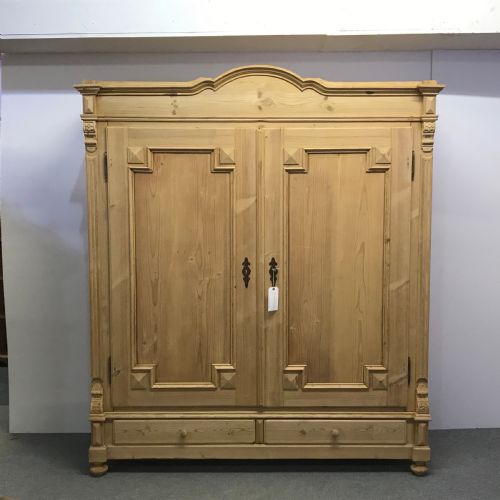 Very Large Antique Pine Wardrobe with Bottom Drawers (Dismantles)