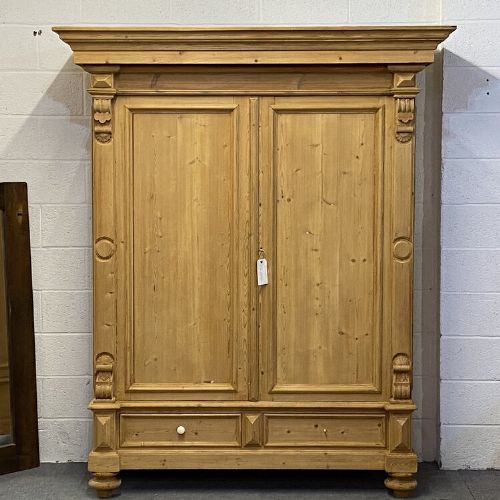 Very Large Antique Pine Hall Cupboard (Dismantles)