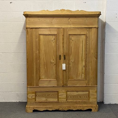 Very Old Double Pine Wardrobe (Dismantles)