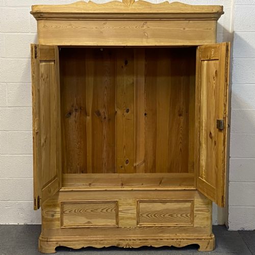fig 1. Very Old Double Pine Wardrobe (Dismantles)