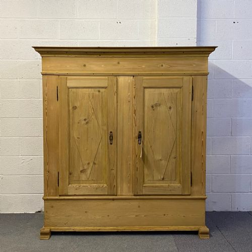Beautiful Late 1800'S Large Double Pine Wardrobe (Dismantles)