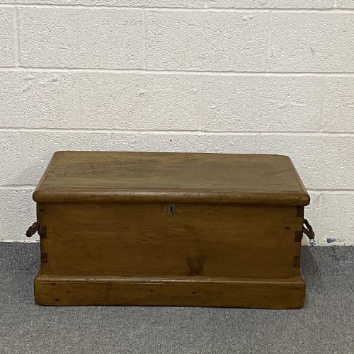 Charming 19th Century English Pine Carry Trunk