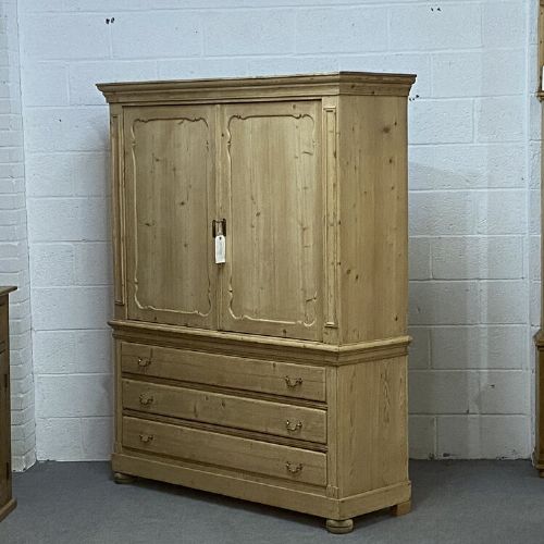 fig 1. LARGE OLD DUTCH PINE LINEN PRESS WITH DRAWERS