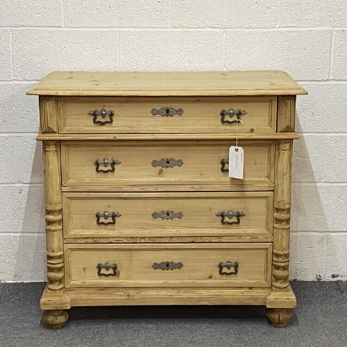 4 Drawer Antique Pine Chest of Drawers