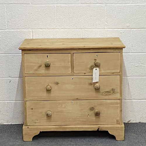 Small Old English Pine Chest of Drawers