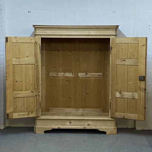 fig 2. French Antique Pine Double Wardrobe