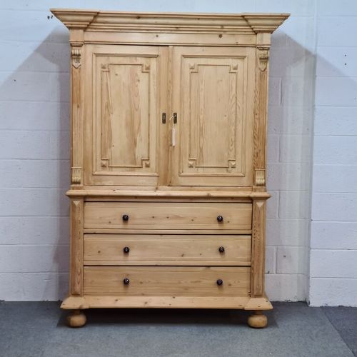 Large Antique Pine Dutch Linen Press