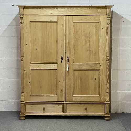 Very Large Antique Pine Wardrobe (Dismantles)