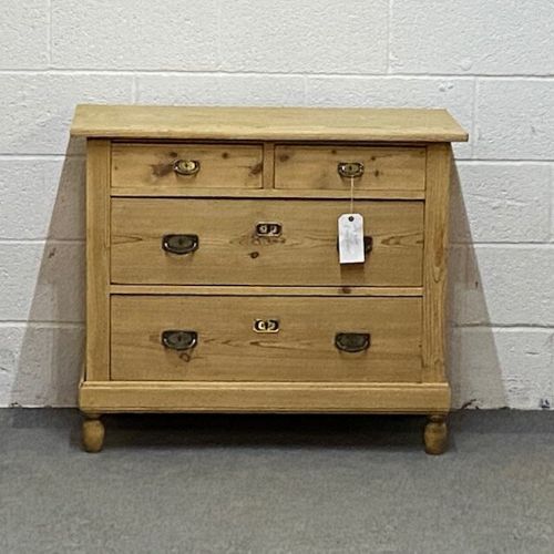 Old Pine Chest of Drawers