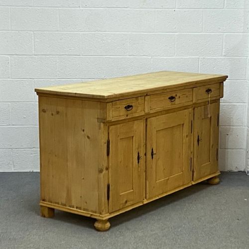 fig 2. Very Large Old Pine Dresser Base