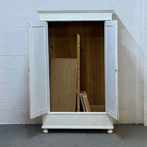 fig 1. SMALL DOUBLE PAINTED OLD PINE WARDROBE (DISMANTLES)