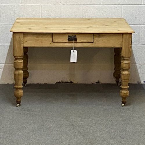 Antique English Pine Farmhouse Table C.1910