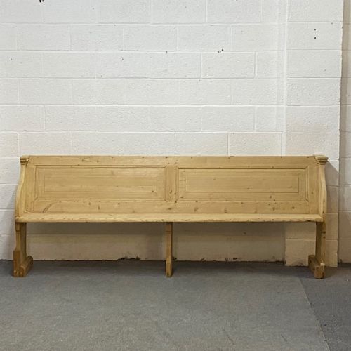 Large Victorian English Pine Settle