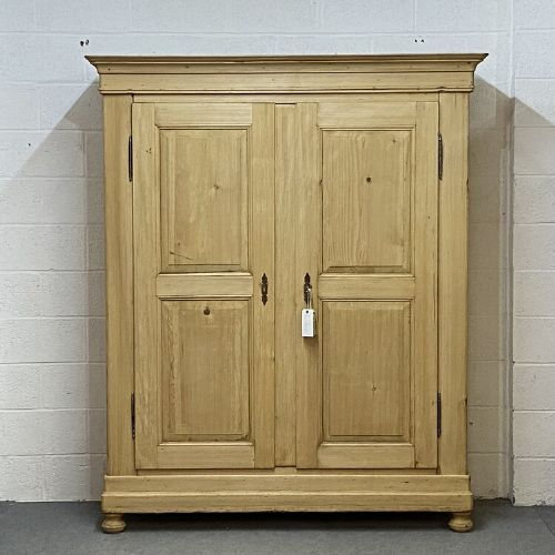 Lovely Antique Pine French Wardrobe (Dismantles)