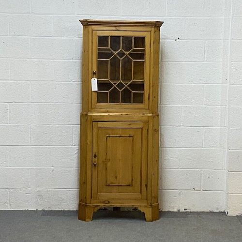Late Georgian Partly Glazed Pine Corner Cabinet (K9700e)