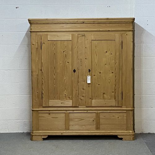 Handsome Large Old Pine Wardrobe C.1880 (Dismantles)