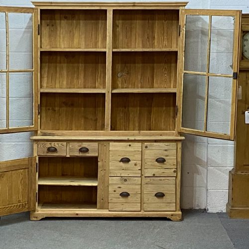 fig 1. OLD ENGLISH PINE SHOP DISPLAY DRESSER