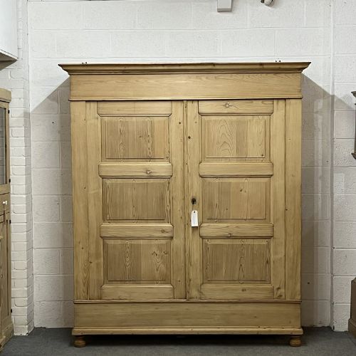 Very Large Old Continental Pine Wardrobe (Dismantles)