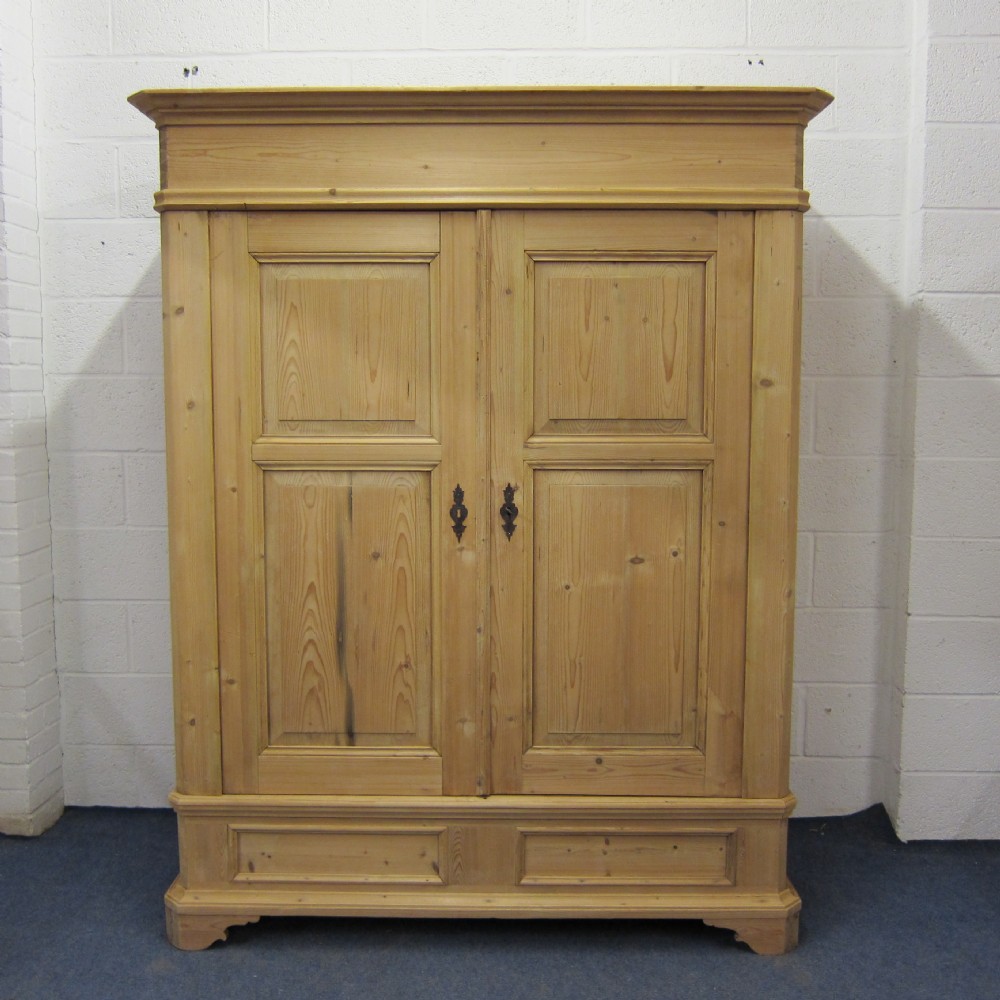 Large antique wardrobe (dismantles)