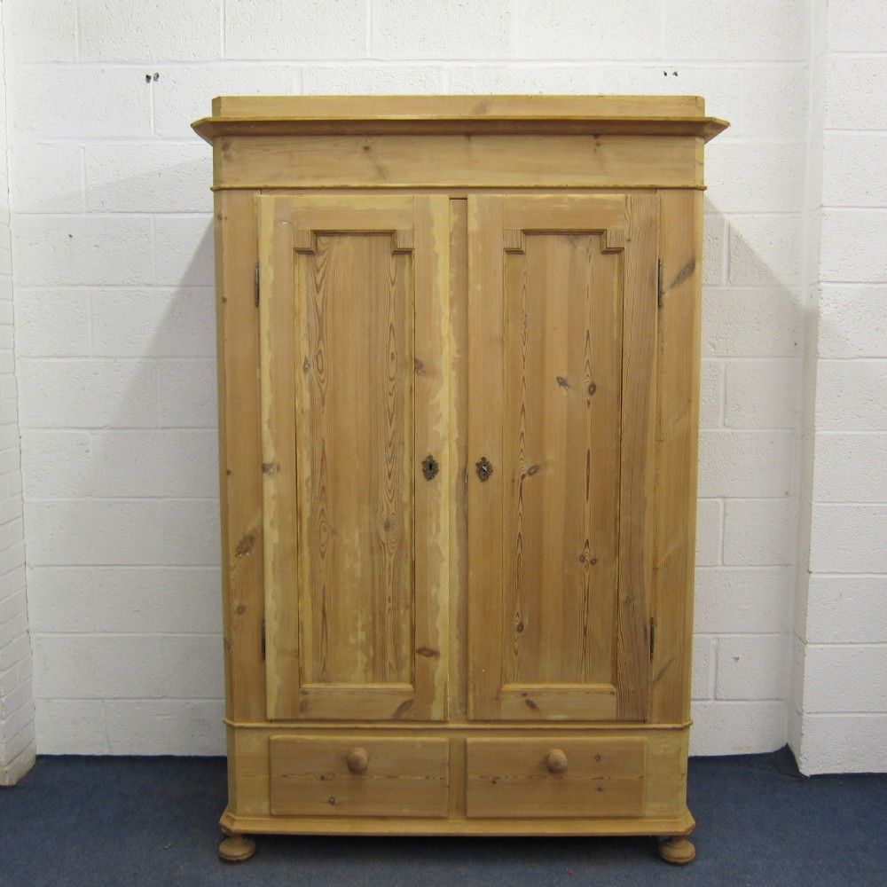 Double antique pine wardrobe - 2 drawers - dismantles