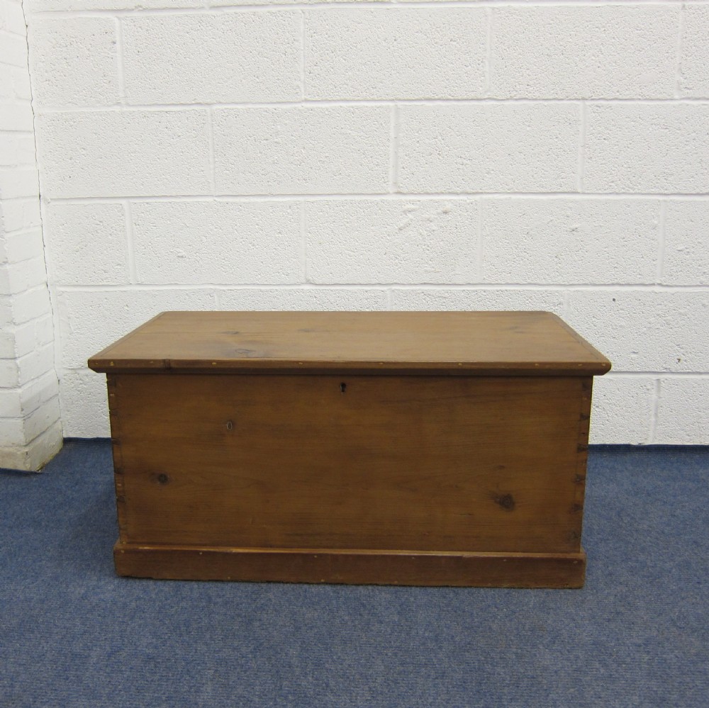 Victorian pine blanket chest
