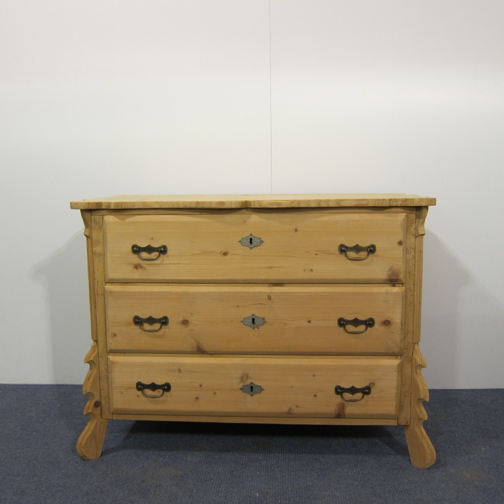 Antique pine 3 drawer chest of drawers