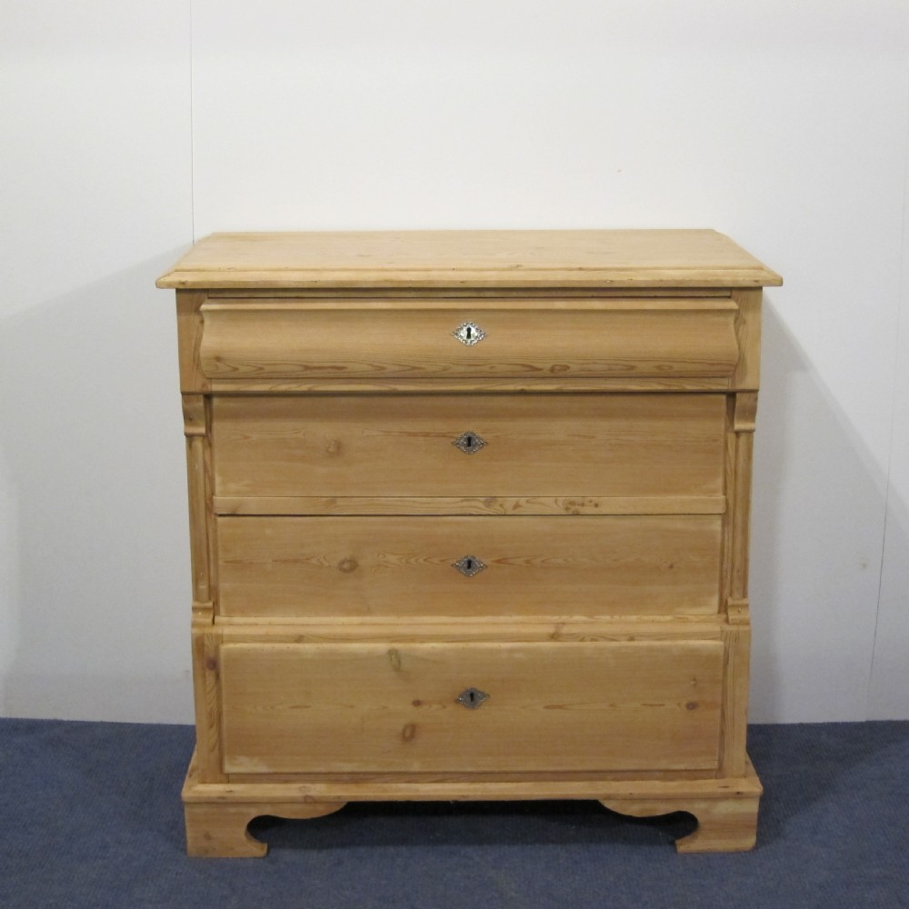 Antique pine chest of drawers