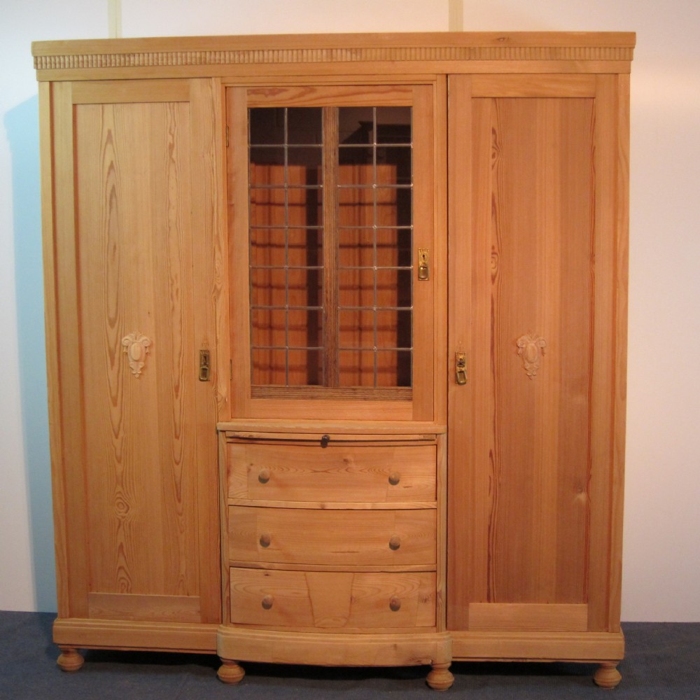 Large old pine wardrobe & drawers unit