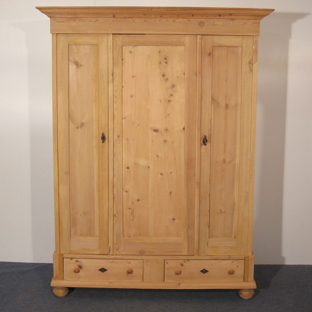 Old triple pine wardrobe - dismantles