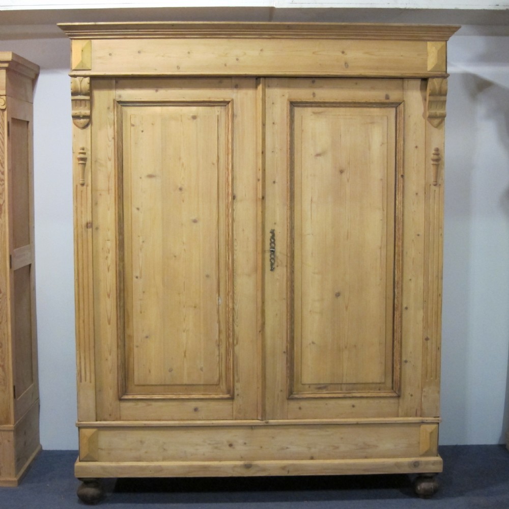 Large old pine wardrobe (dismantles)