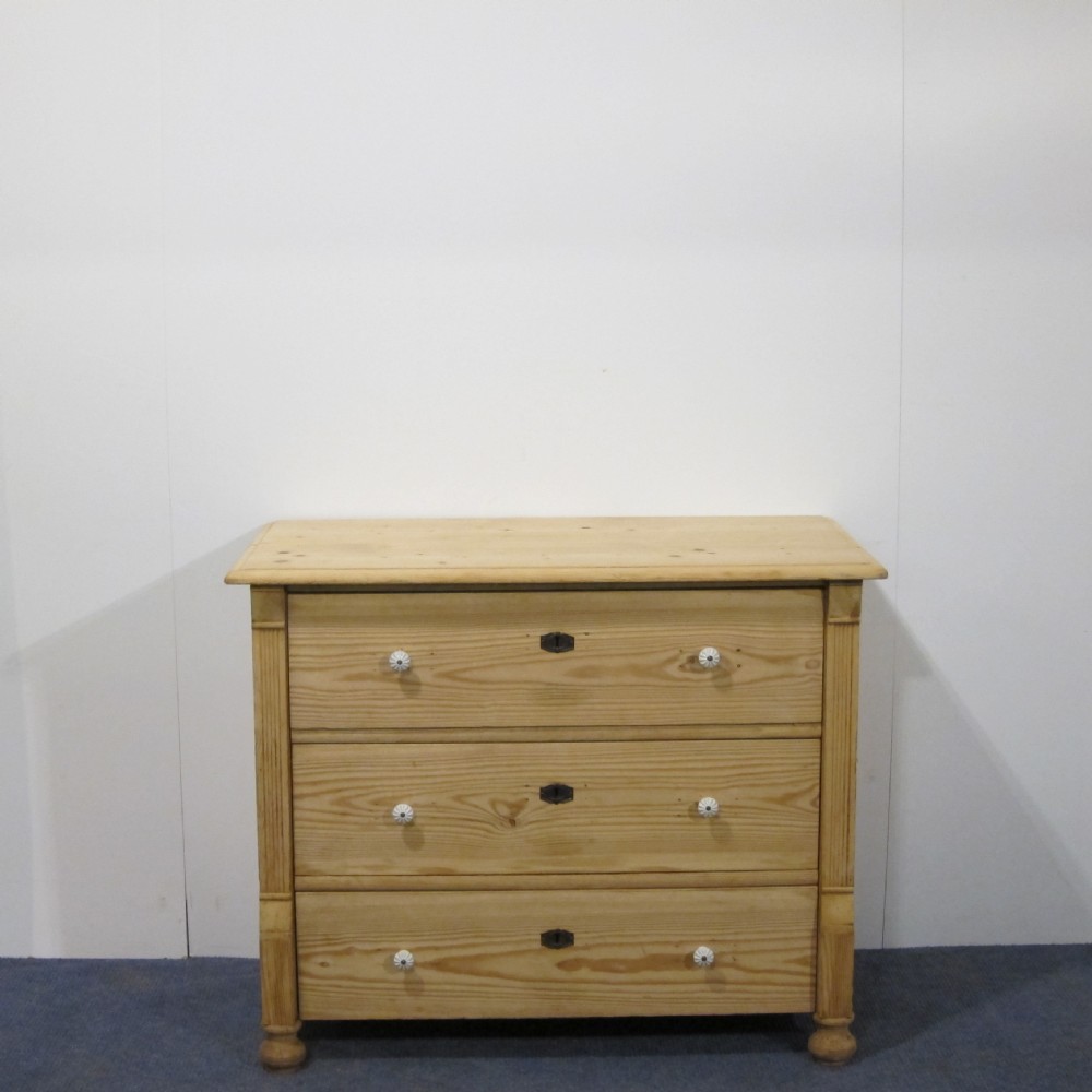 Child's antique pine chest of drawers C.1915 