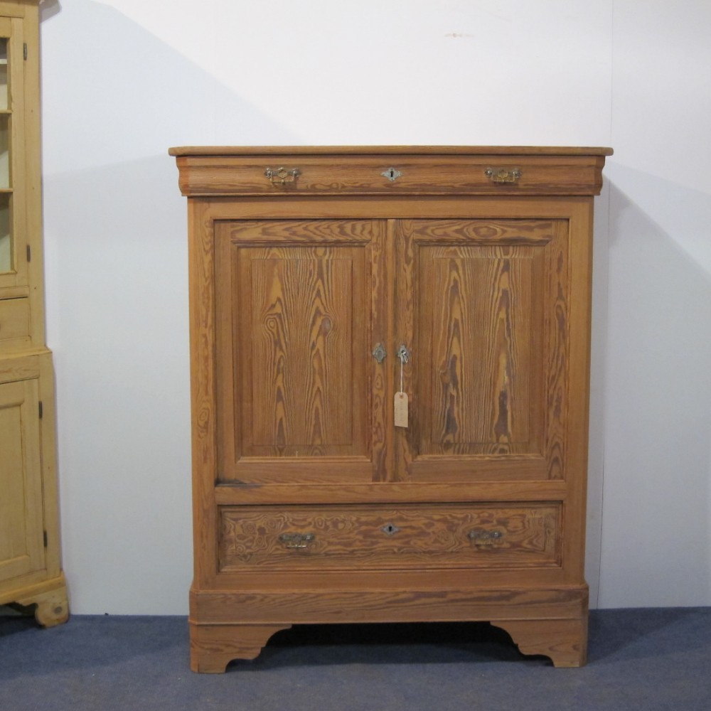 French Antique Pine Storage Cupboard c.1900 