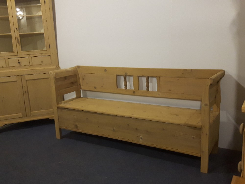 19th Century Farmhouse Bench Seat