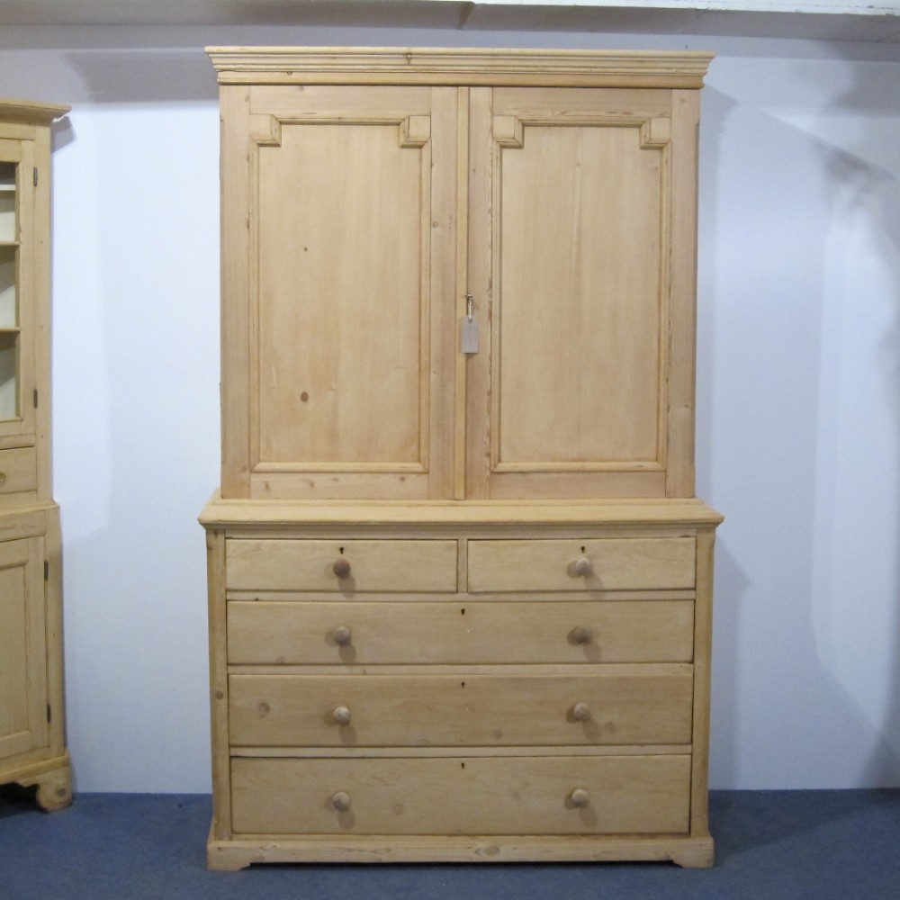 Attractive Large Victorian Linen Press