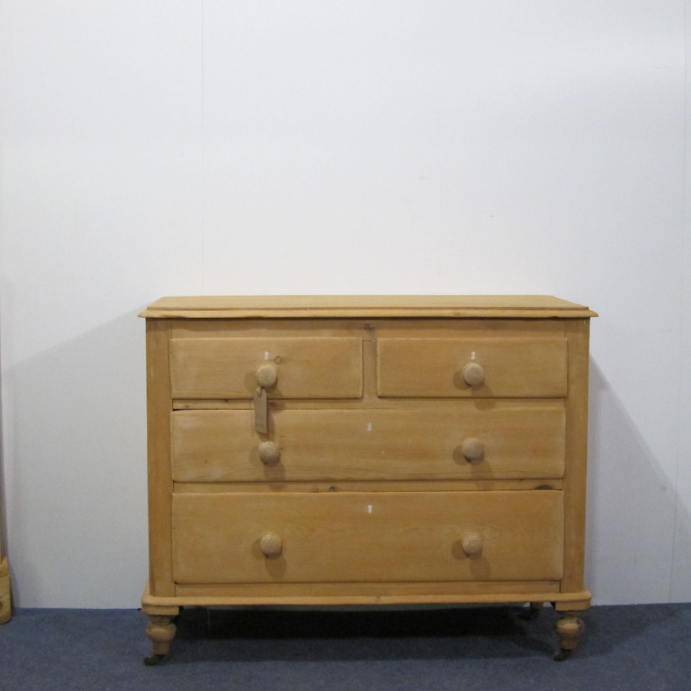 Charming Victorian Chest of Drawers on Original Castor's