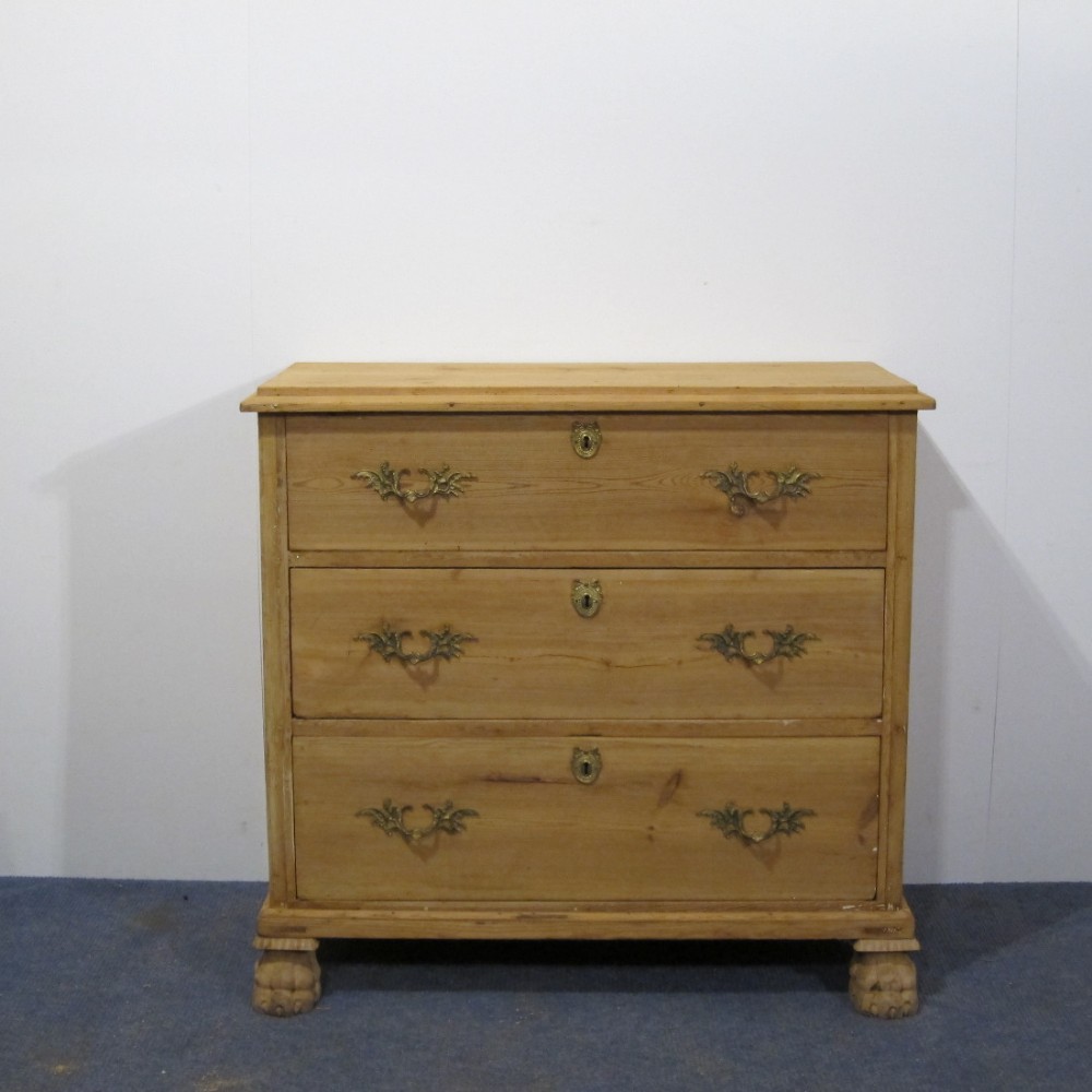 Very Grand 19th Century Chest of Drawers 