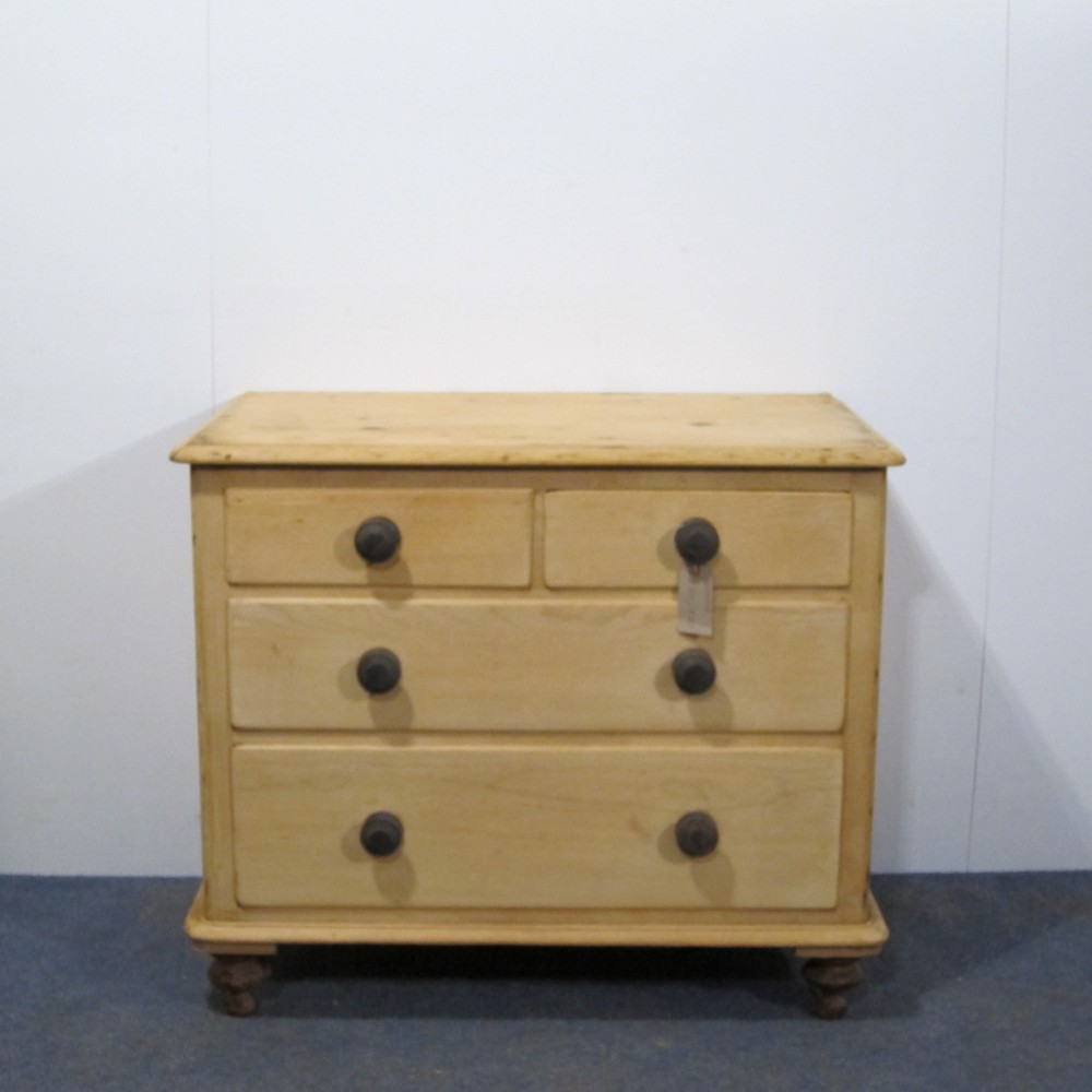 Natural, Rustic Victorian Chest of Drawers 