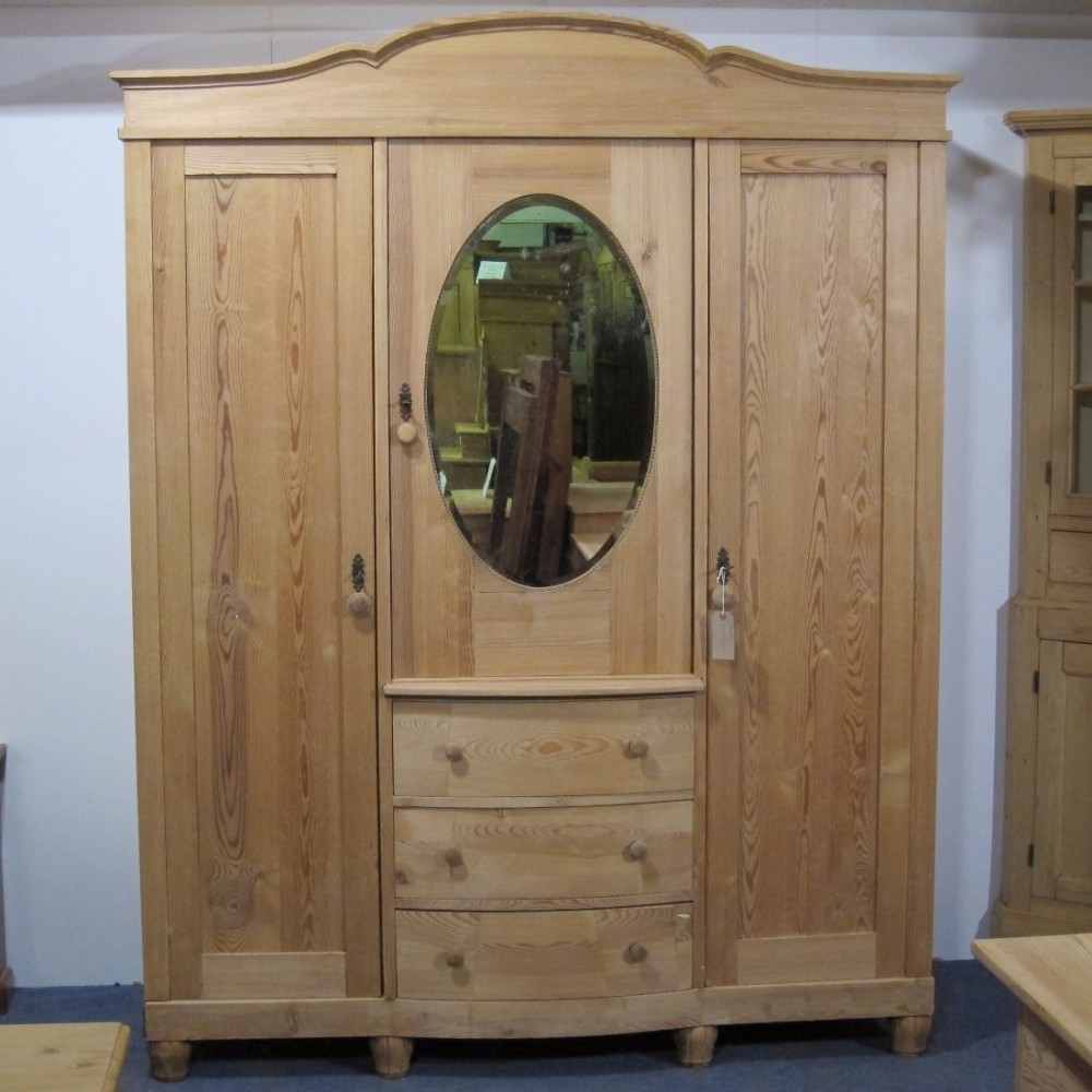 Elegant Antique Triple Wardrobe c.1920