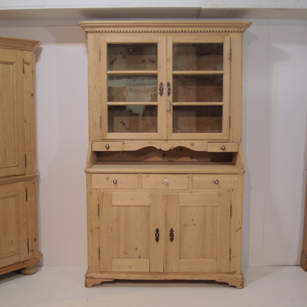 Large 19th Century Pine Farmhouse Dresser 