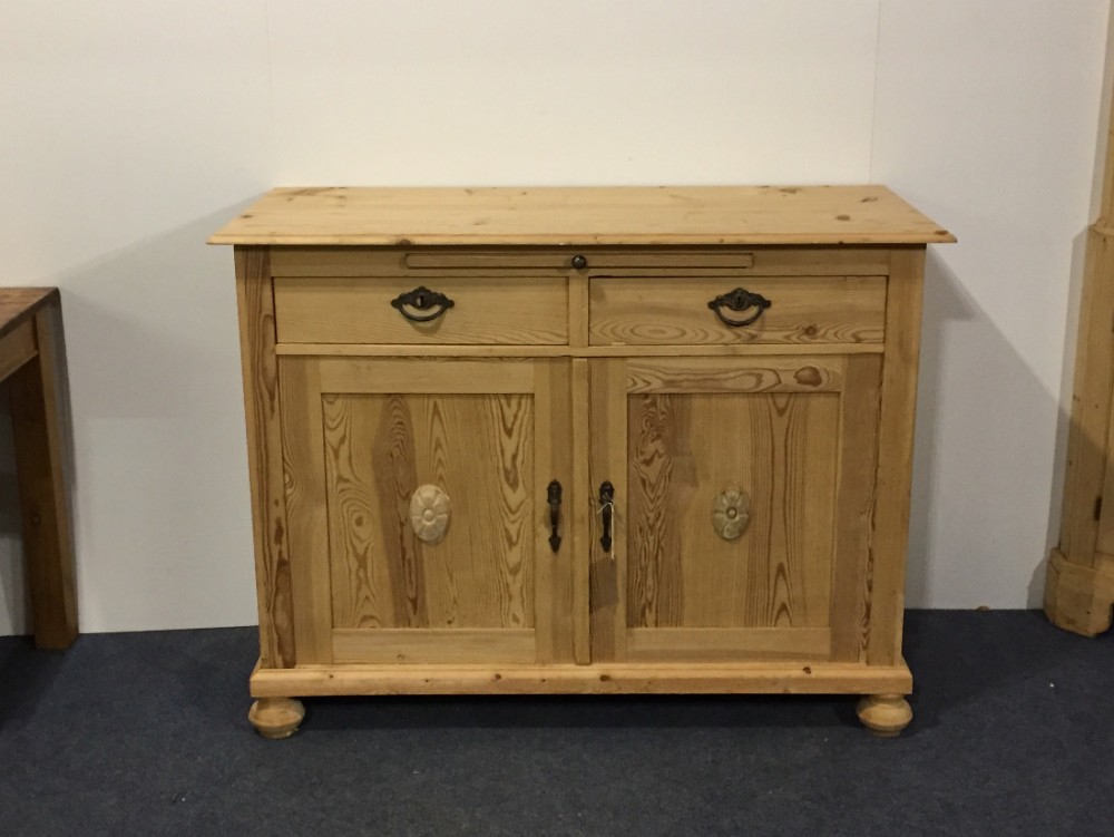 Attractive Antique Pine Farmhouse Kitchen Cupboard