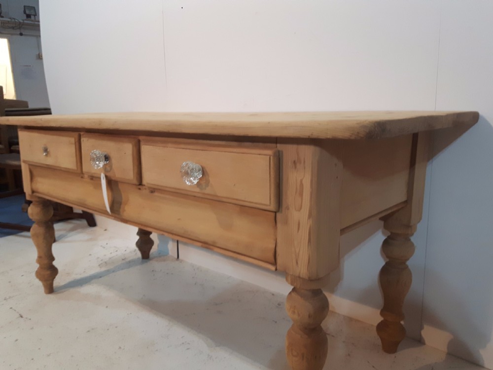 Victorian Pine Farmhouse Preparation Table  View III