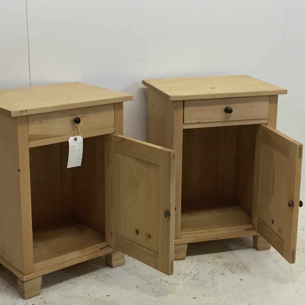 Dumpy Antique Pine Bedside Cupboard c1925